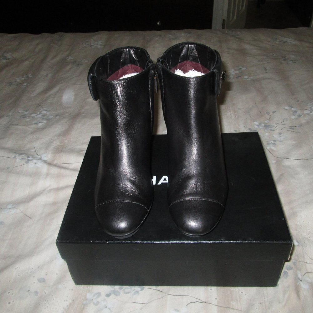 chanel boot